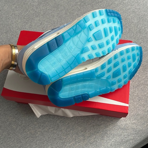 Air max 1 “BLUEPRINT” - used - comes with box - - Picture 5 of 7